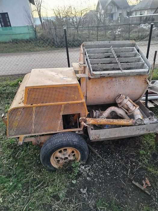 Pompa de tencuit Putzemester 13 cu motor diesel, SUCEAVA