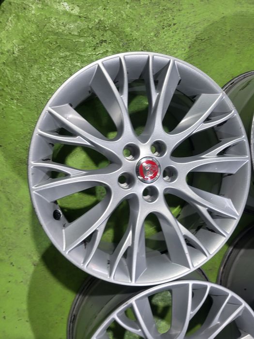 18 5x108 Jaguar лети джанти 5х108 ягуар