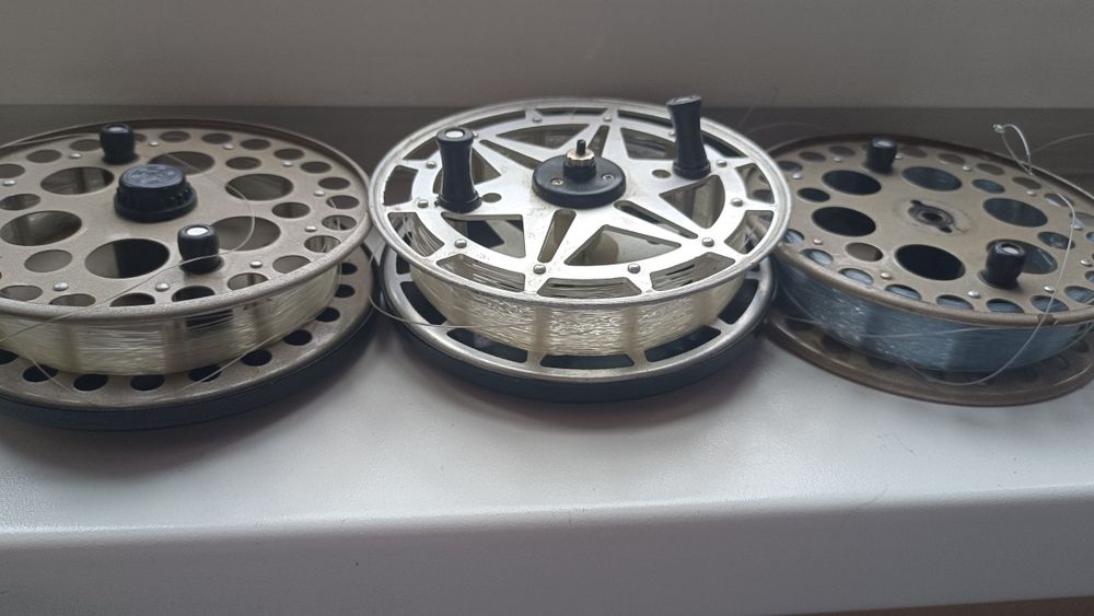 Продам катушки для рыбалки