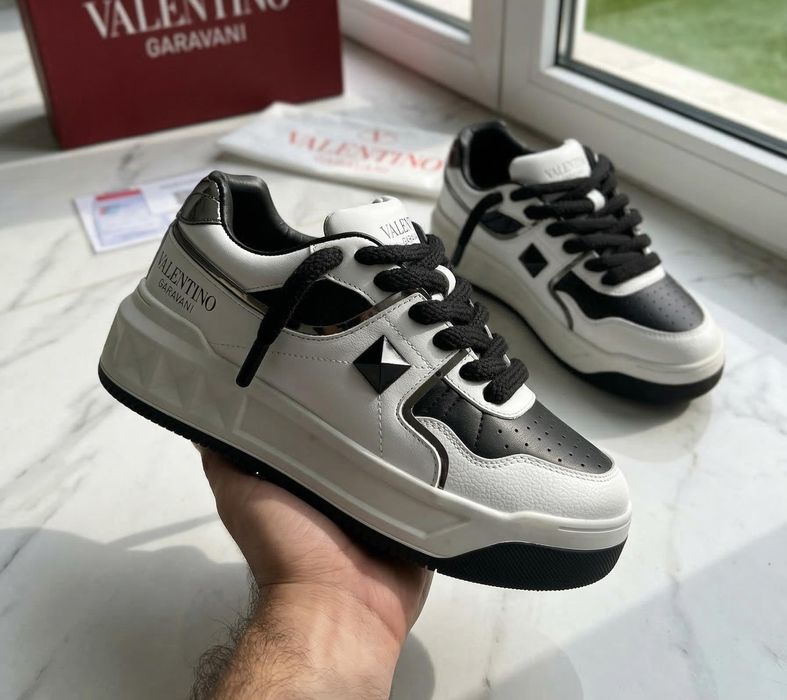 Adidasi Valentino Garavani One Stud Full Box