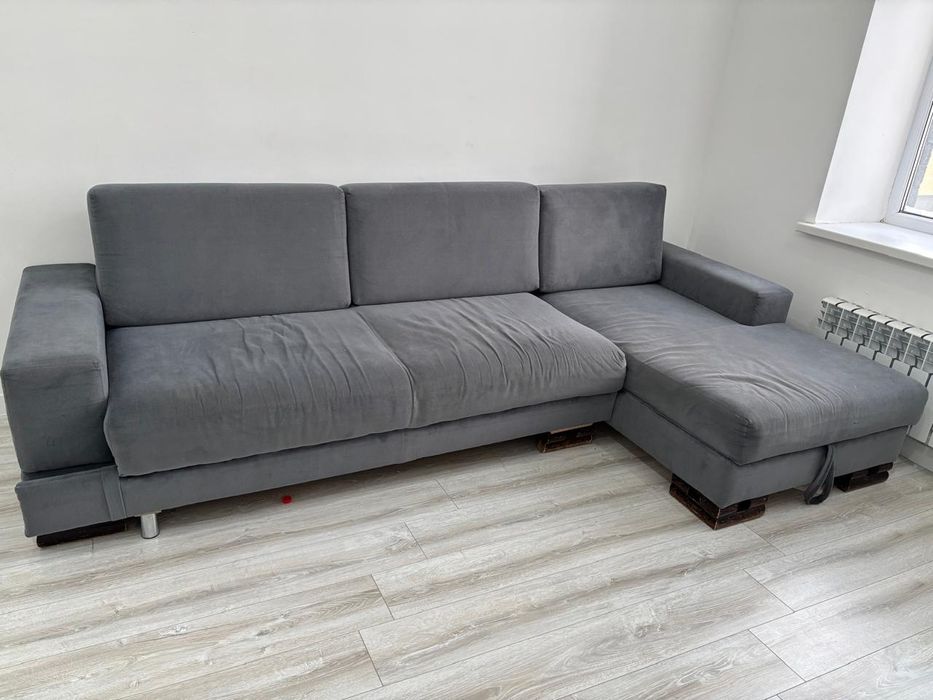 Диван для гостиной