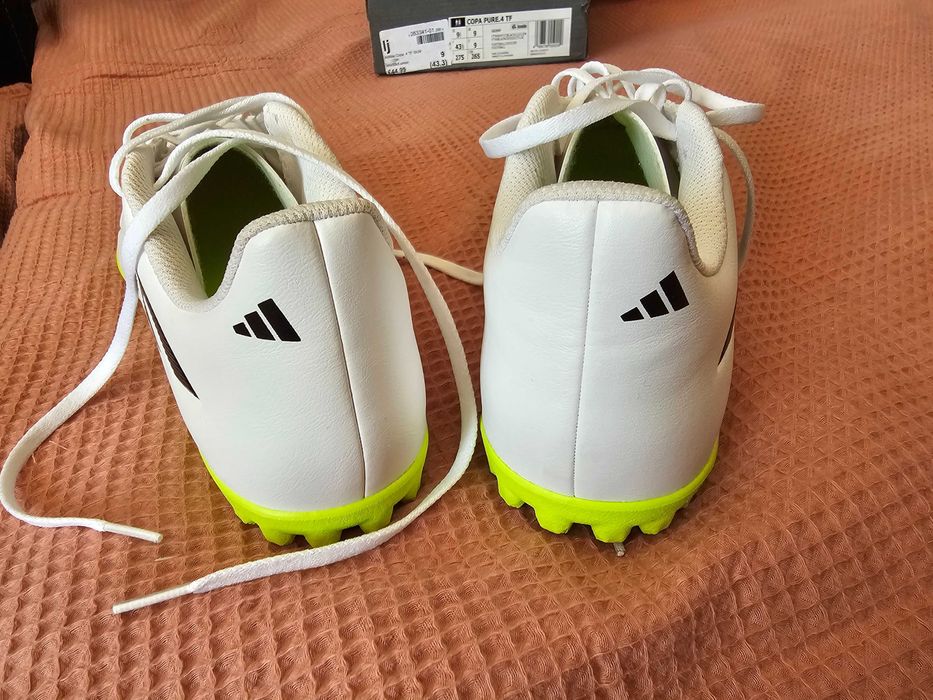 Футболни обувки Аdidas Copa4. Размер 43.3. Чисто  нови. 35 евро.