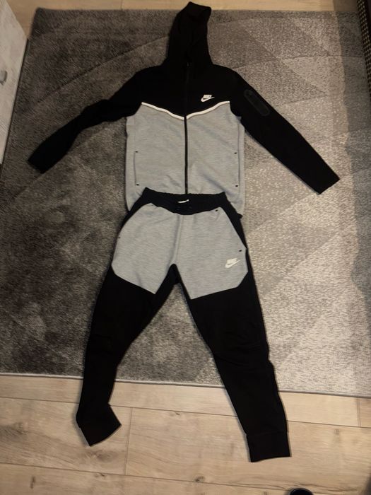 Комплект горнище и долнище nike tech
