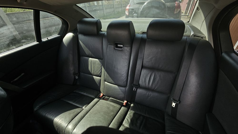 BMW E60 2.0 automat 2006