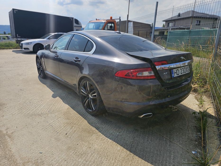 JAGUAR XF 2012 — imagine 2