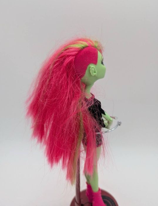 Венера Monster high