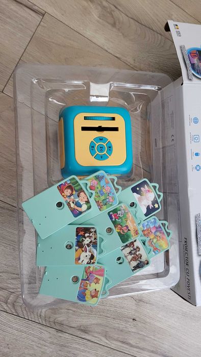 Proiector cu povesti