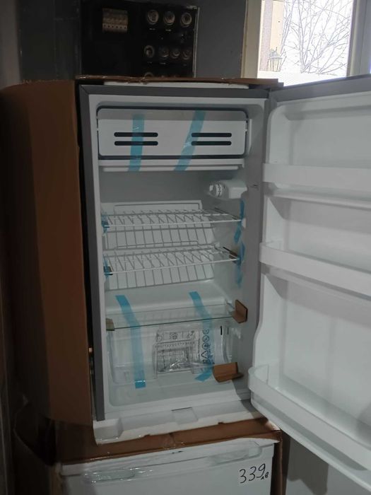 Хладилник с една врата Arielli Silver-Сив 85 см  60 месеца гаранция