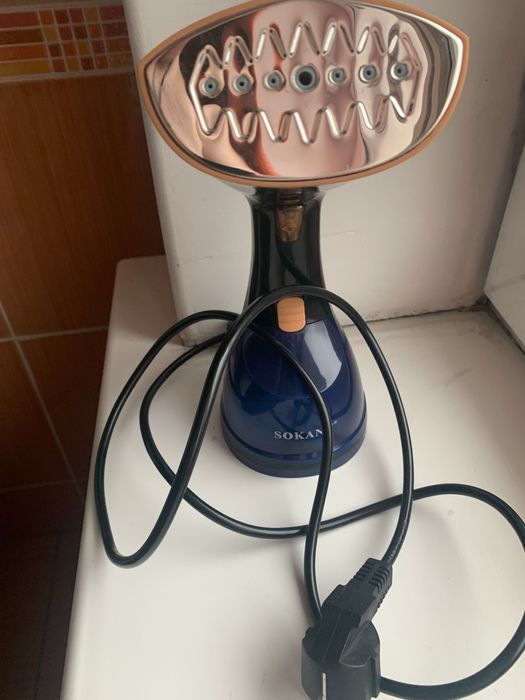 Паравой утюг отпаривотель