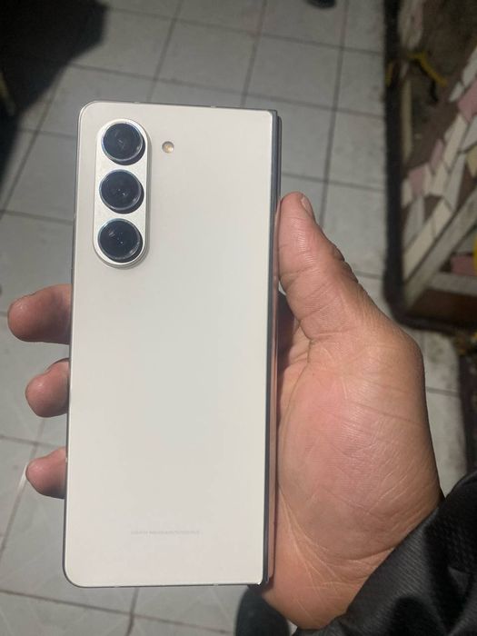 Galaxy z flod 5 xotrasi 12/256