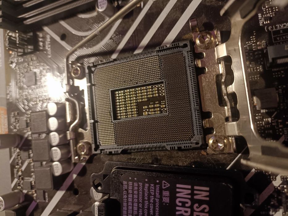 Lga 1700 asus h610m-e d4