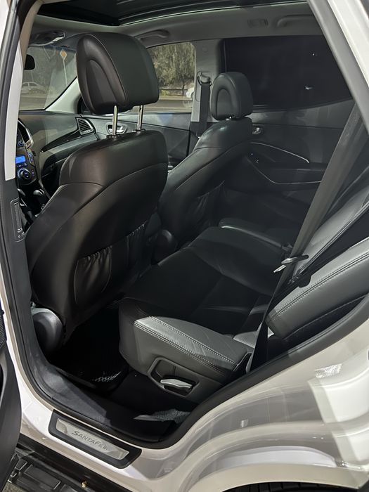 Hyunday Santafe 2012 yil 2.5 mator 7 orinli
