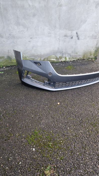 Bara fata Skoda Scala