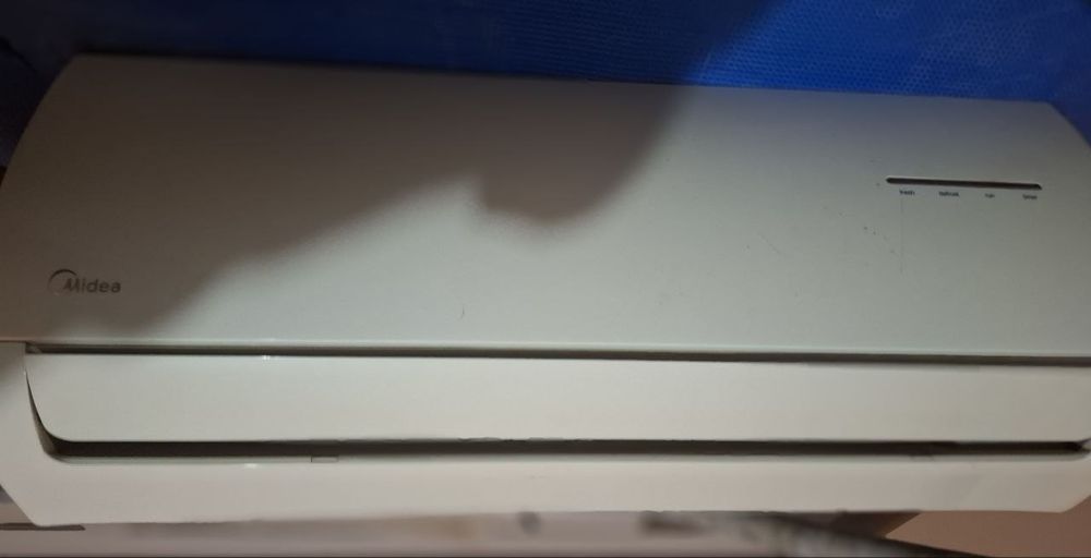 Продам кондиционер Midea 9000 BTU