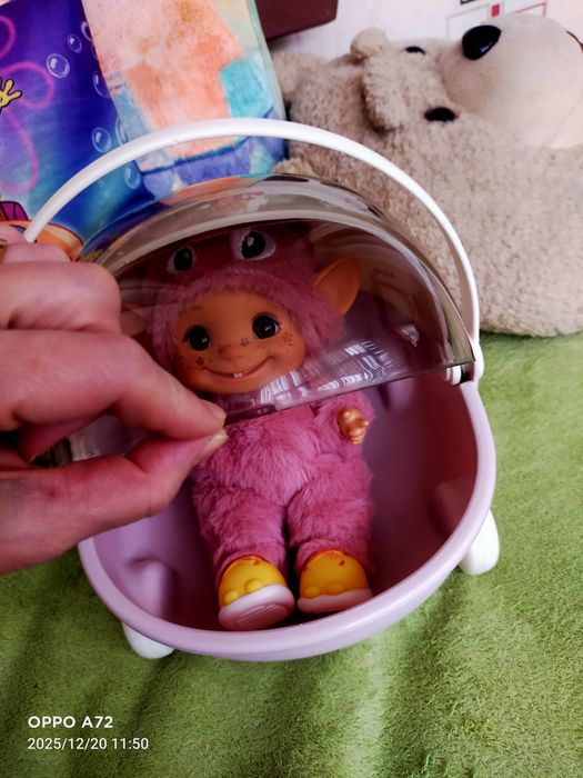 Продам Эльфа шарнирного с коляской .