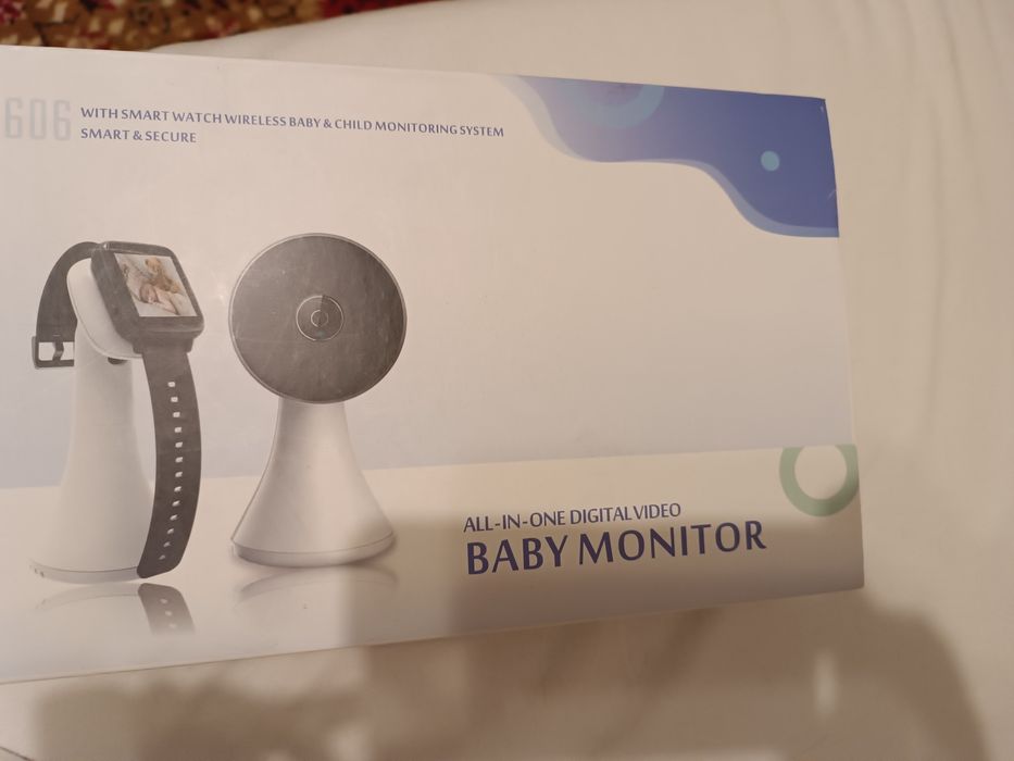 Baby monitor cu Smart watch