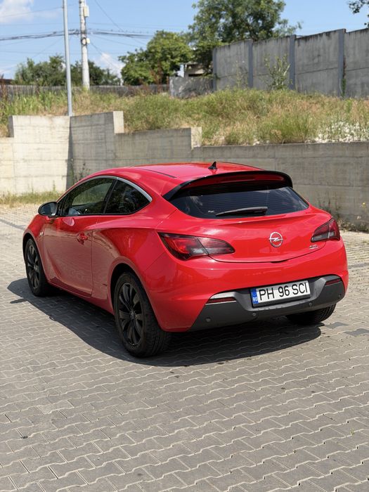 Opel Astra J Gtc 1.7 CDTI