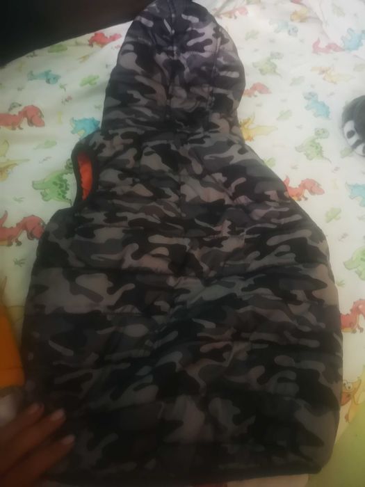 Дрехи за момче на 4-6 години