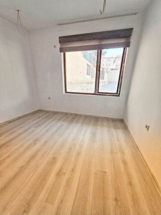 Продава се Офис в Асеновград - 20 кв.м за 969 €/кв.м - Снимка #5
