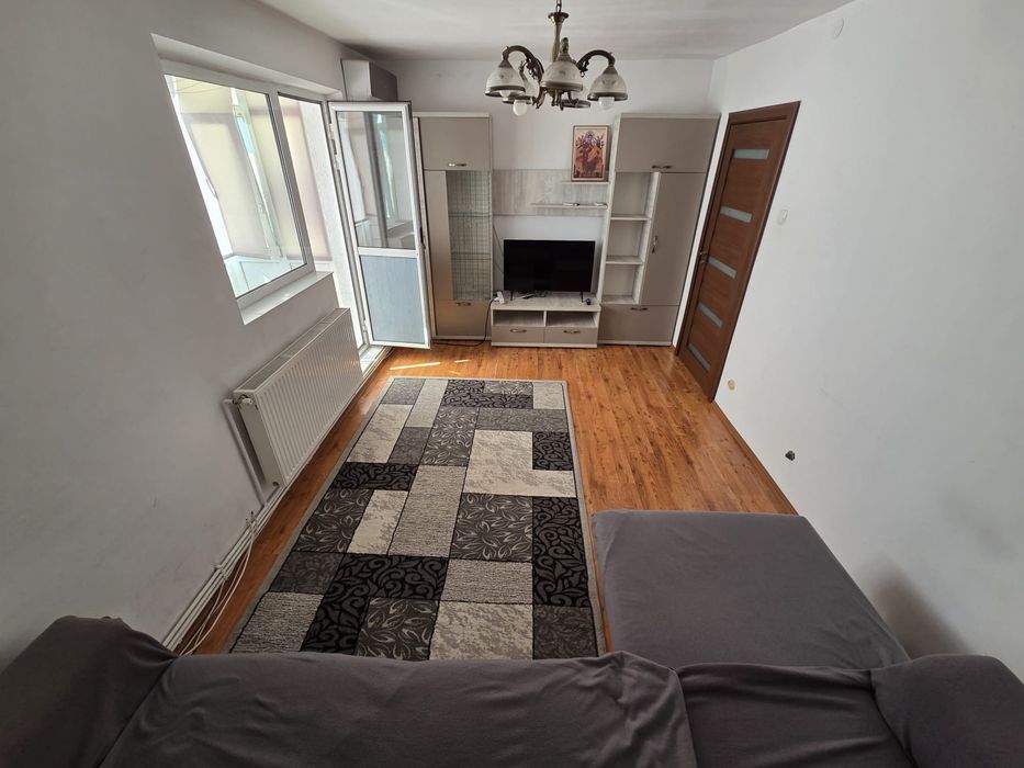 Inchiriez apartament pacurari