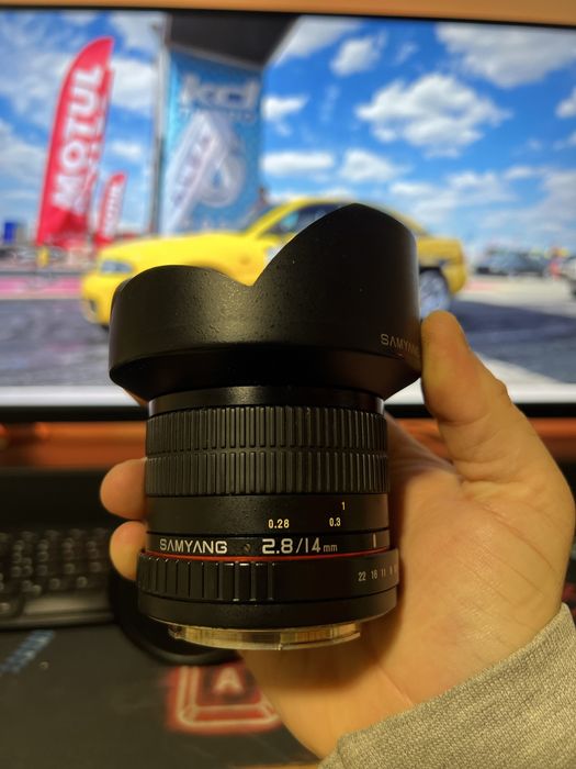 Samyang 14mm f2.8 ED AS IF UMC montură Canon EF