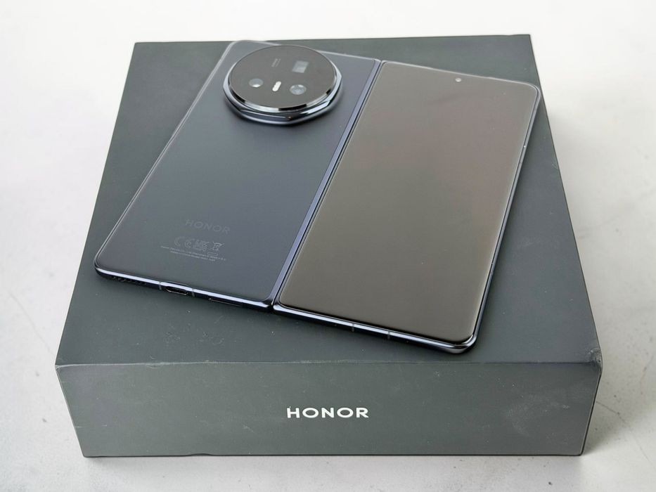 Honor Magic V5 512GB 16RAM Black 20 Заряда! Гаранция!