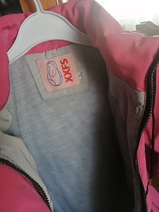 Продам курточки на весну