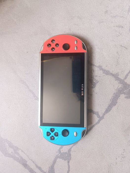Продам срочно! Игровая приставка