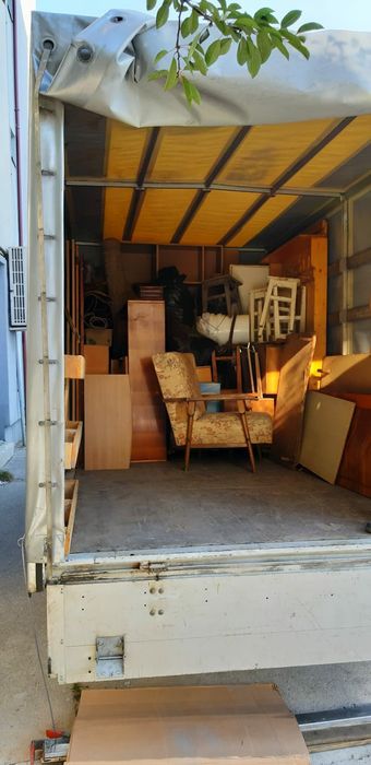 Transport marfă , mobilă , electrocasnice , moloz , debarăsări