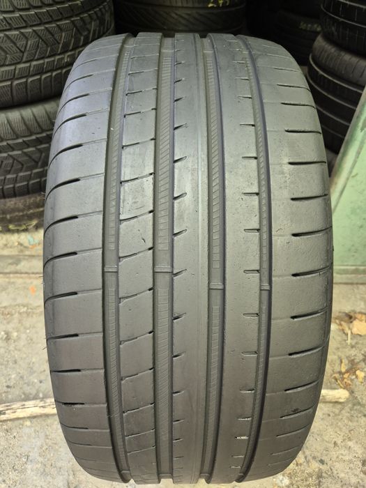 275 35 22 O BUCATA Anvelopa de vară Goodyear Eagle F1  Dot 44.21