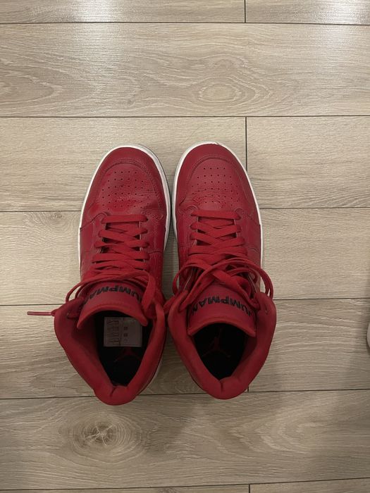 Кроссовки Jordan jumpman