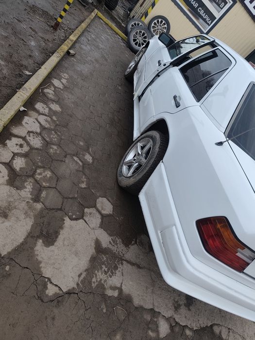 Продам Мерседес 124