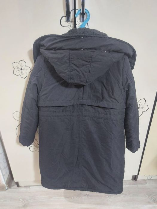 Зимний куртка капюшоном