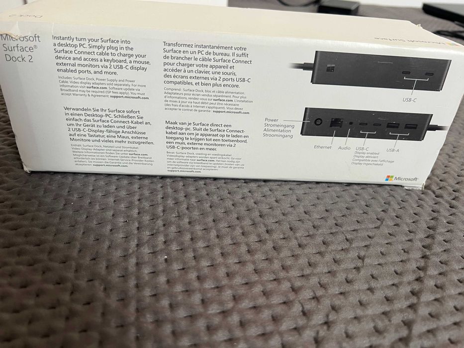 Microsoft surface Dock 2