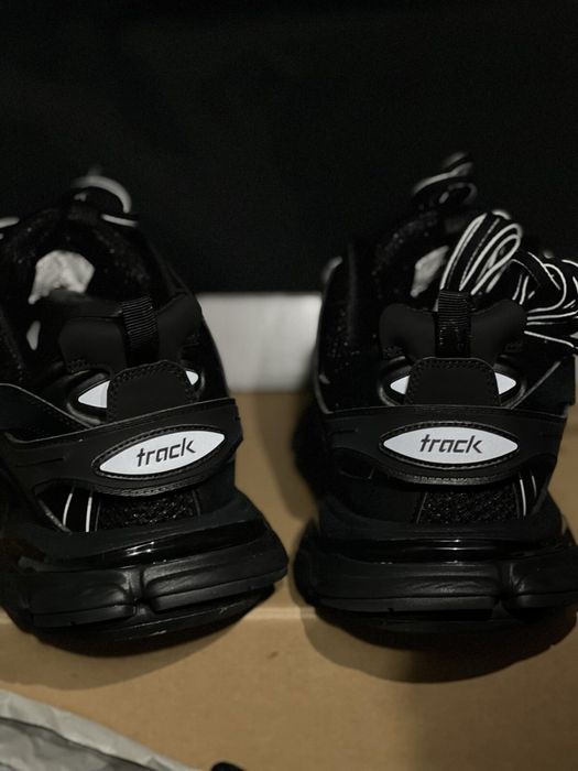 Balenciaga Track “Black” 38,39,40,41,46