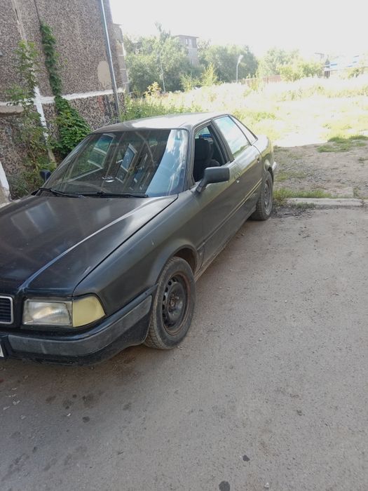Продам Ауди 80 б4