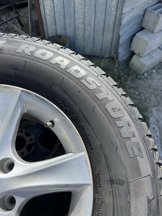 265/70/16 Roadstone