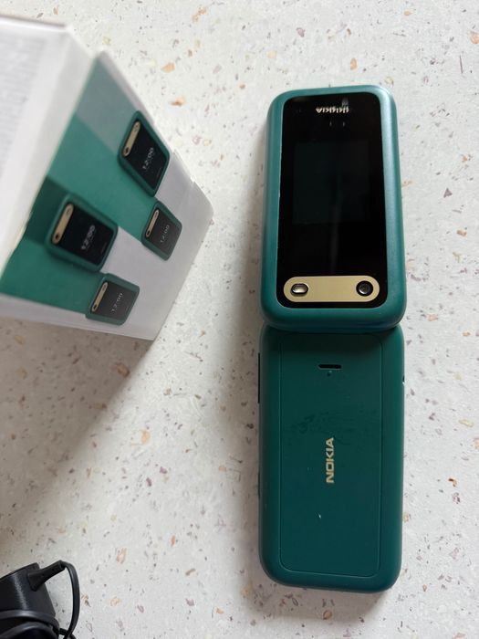 NOKIA 2660 Flip telefon mobil