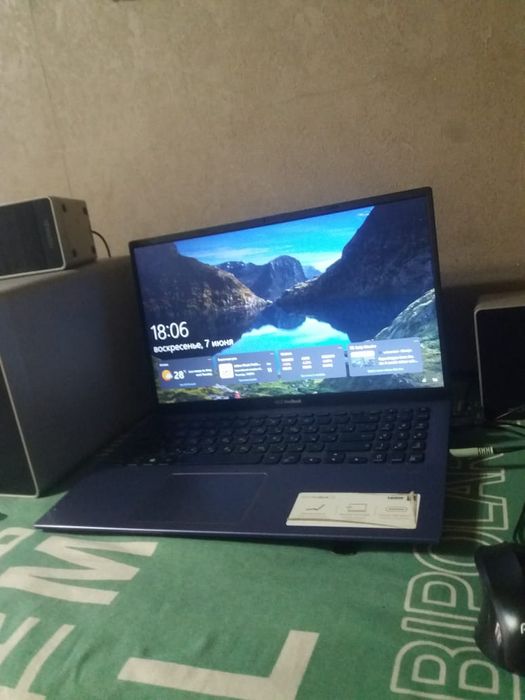 Продам ноутбук ASUS VivoBook