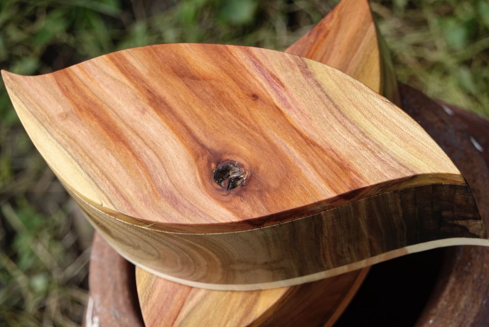 Cutii pentru bijuterii obiecte de lux din lemn masiv de nuc