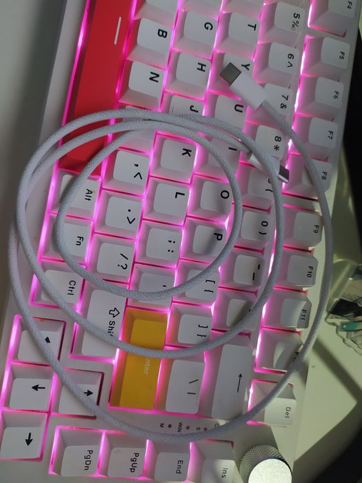 Оригинал шнур от Айфона 16