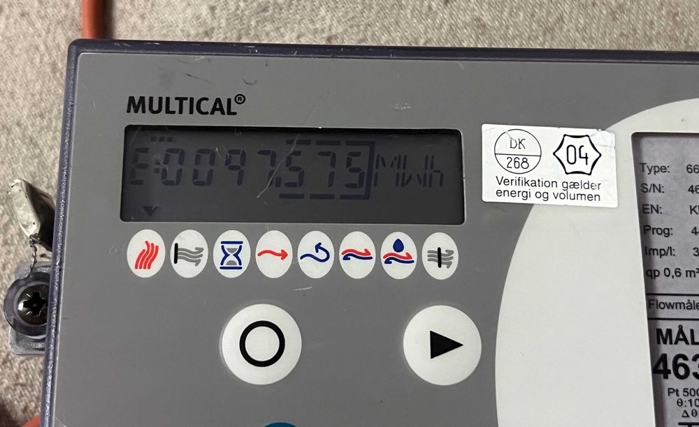 Contor energie termică Kamstrup Multical cu senzori temperatură