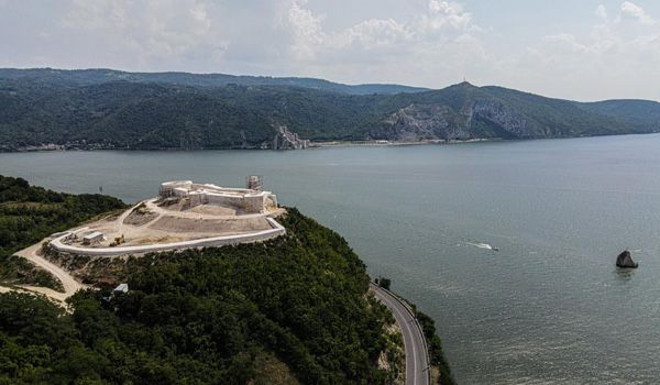 De vanzare teren intravilant la dunare