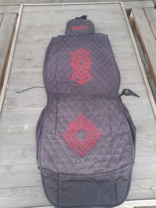 Продам авточехлы (накидки)