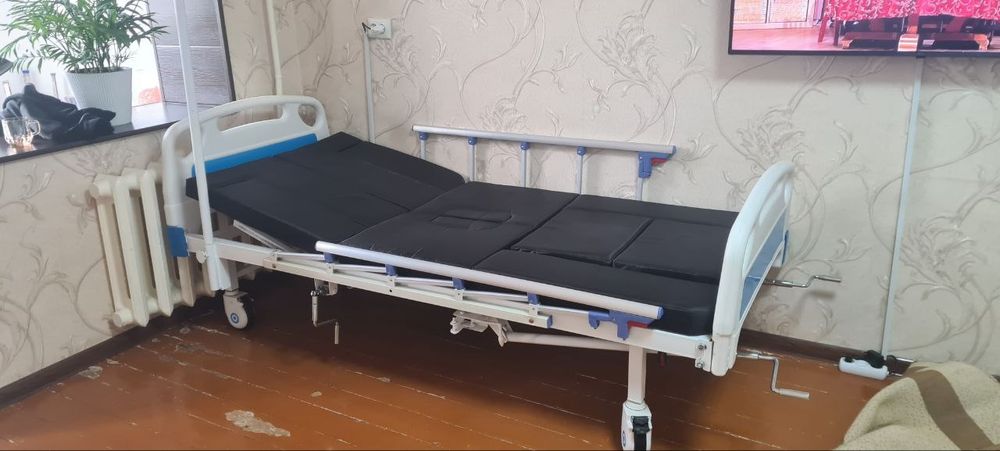 Кровать больничная