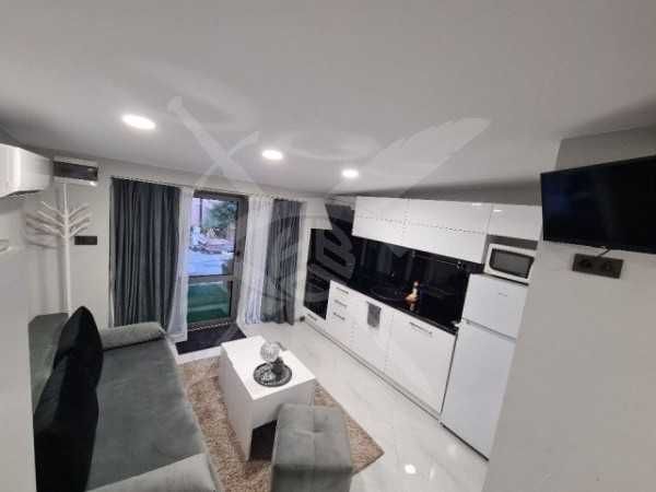 Дава се под наем Едностаен апартамент в Пловдив, Център - 25 кв.м за 35 € - Снимка #4