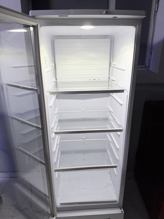 Продам Холодильник Бирюса