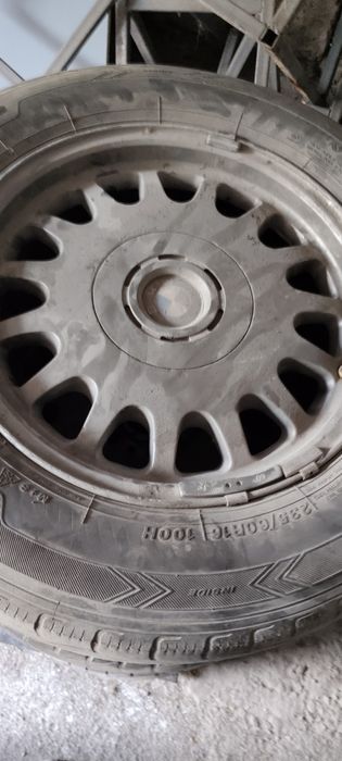 Продам комплект дисков от бмв r16