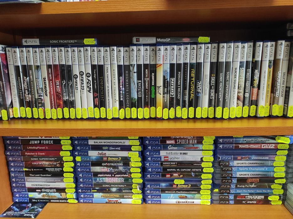 Vindem controllere move PS3, controller VR PS4 , psvr Forgames.ro