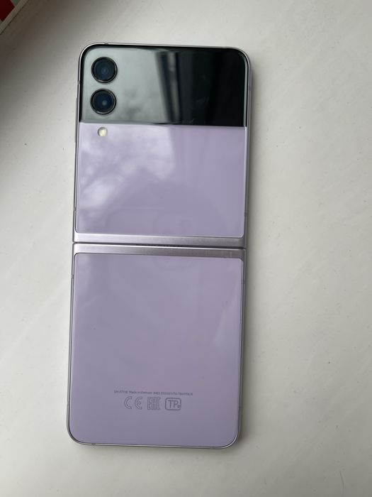 Продам Galaxy Z Flip 3 5G